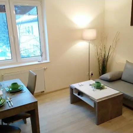 Apartament Mini 아파트 예라타